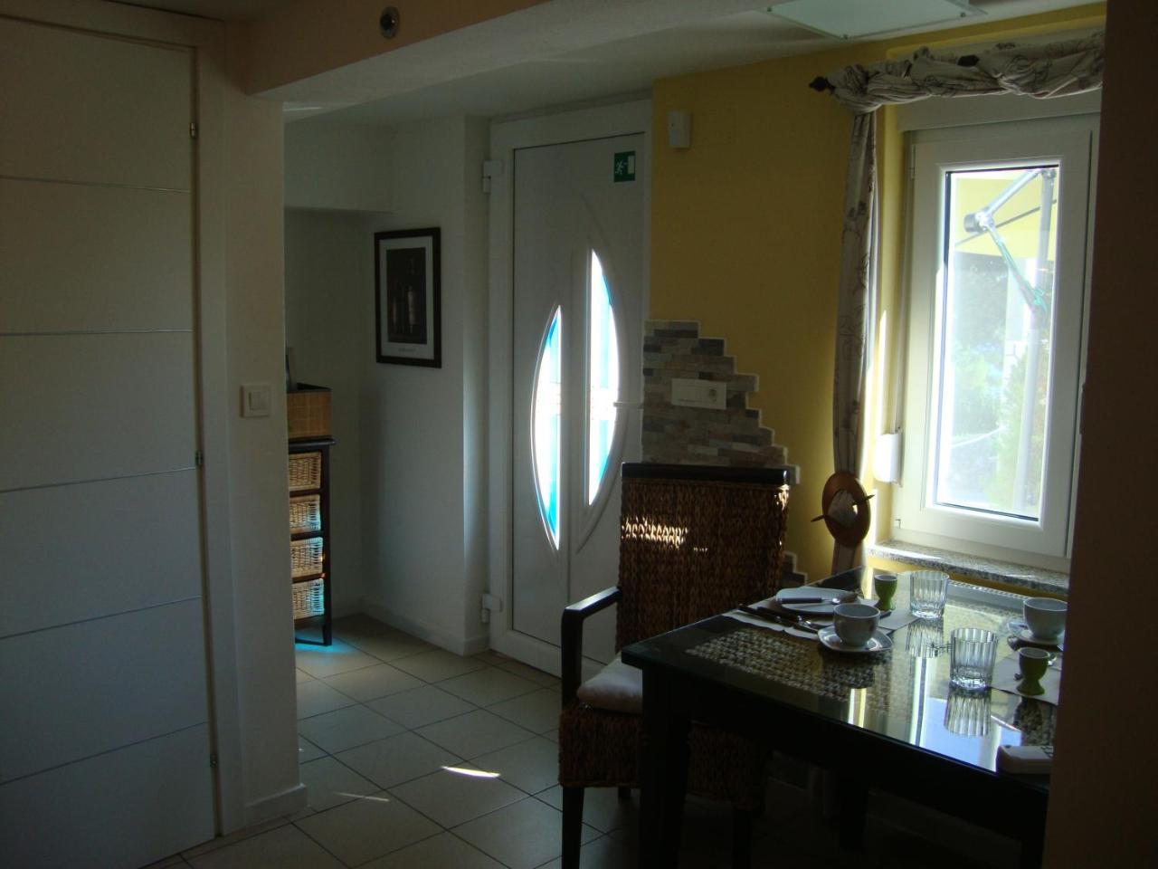 Apartments Ilona Novi Vinodolski Exterior photo